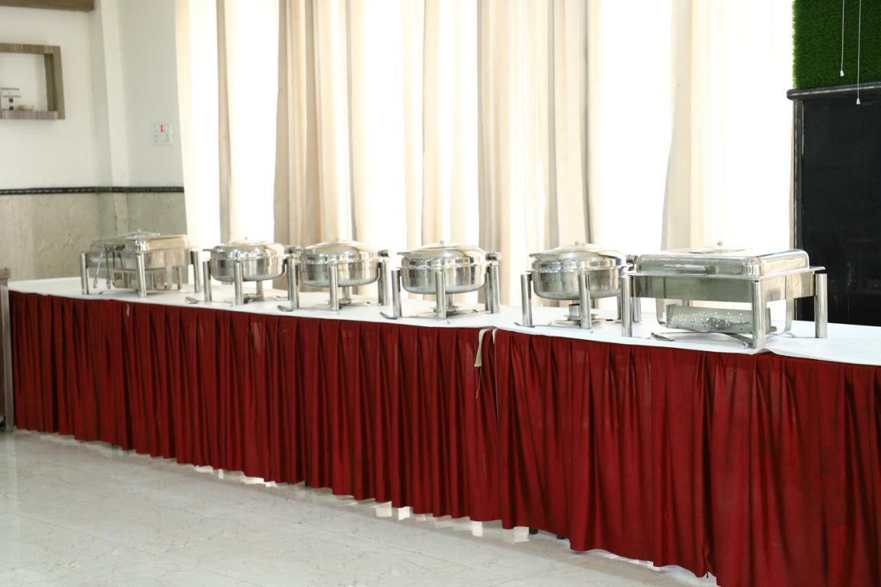 Diwan Hotel And Restaurant Surkhi Exterior photo